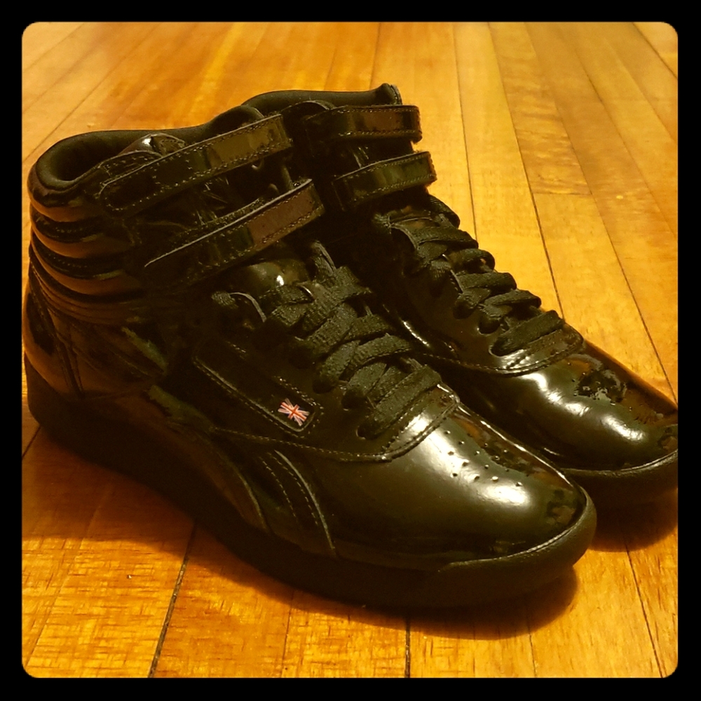 Reebok Retro High Tops, size 6